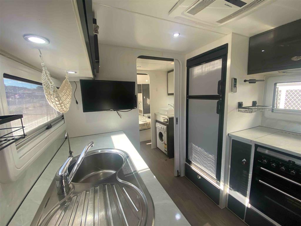 2019 Option RV Tornado Rear club CARAVAN