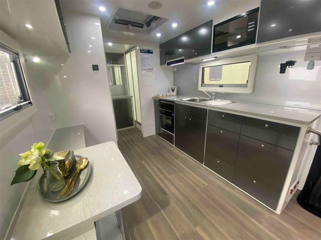 2016 BILLABONG GROVE Caravan