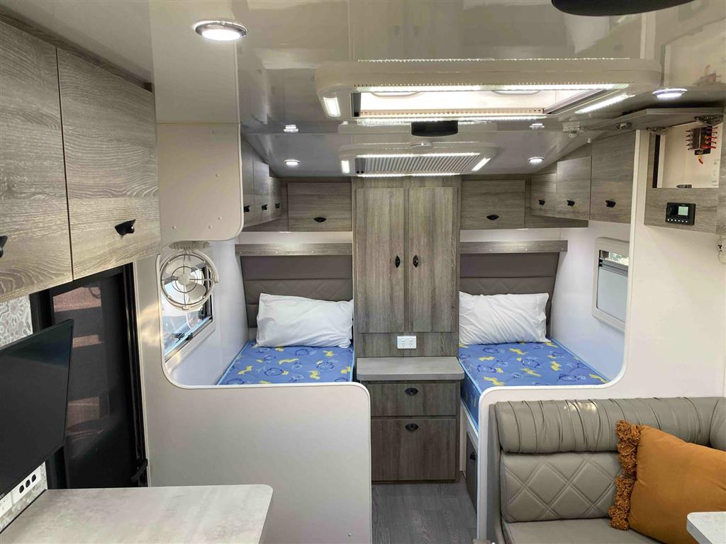 2022 OPTION RV TRACTION CARAVAN