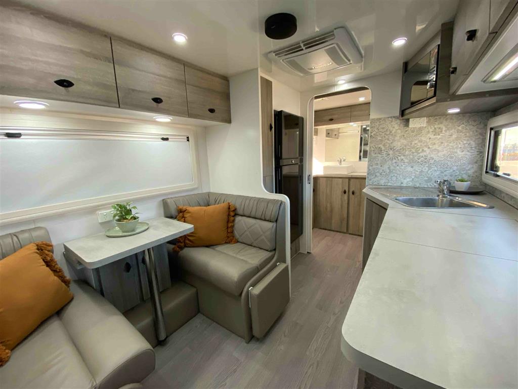 2022 OPTION RV TRACTION CARAVAN