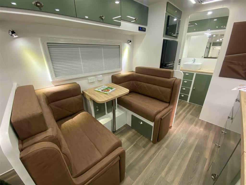 2027 SILVER VALLEY CARAVANS YARRA CARAVAN