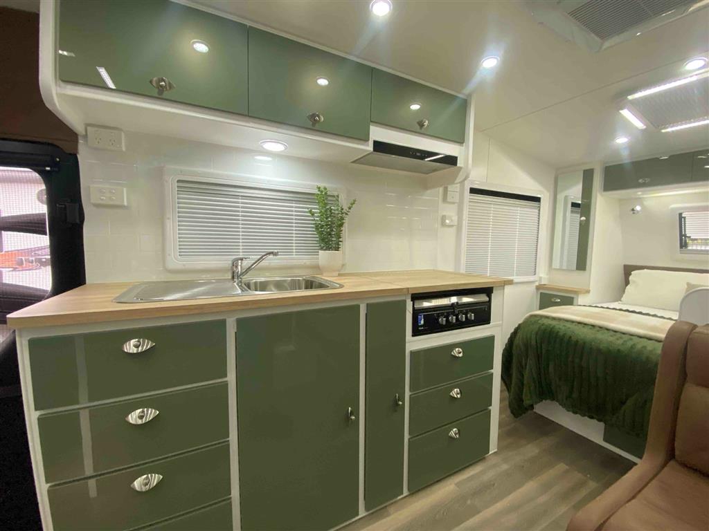 2027 SILVER VALLEY CARAVANS YARRA CARAVAN
