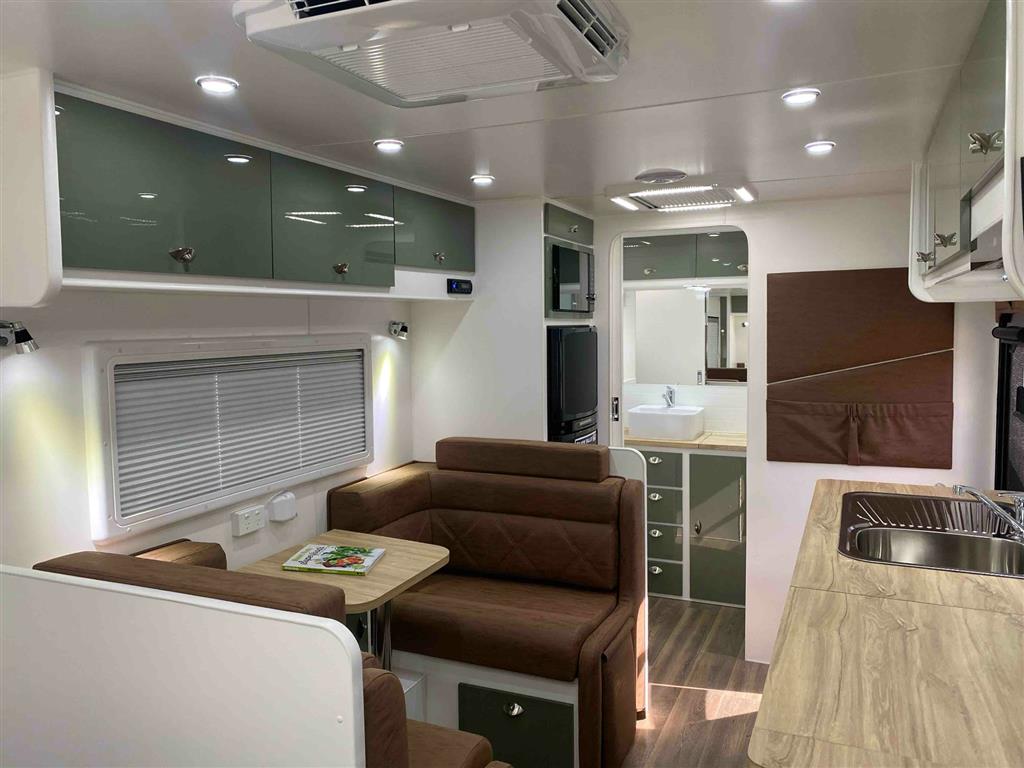 2027 SILVER VALLEY CARAVANS YARRA CARAVAN
