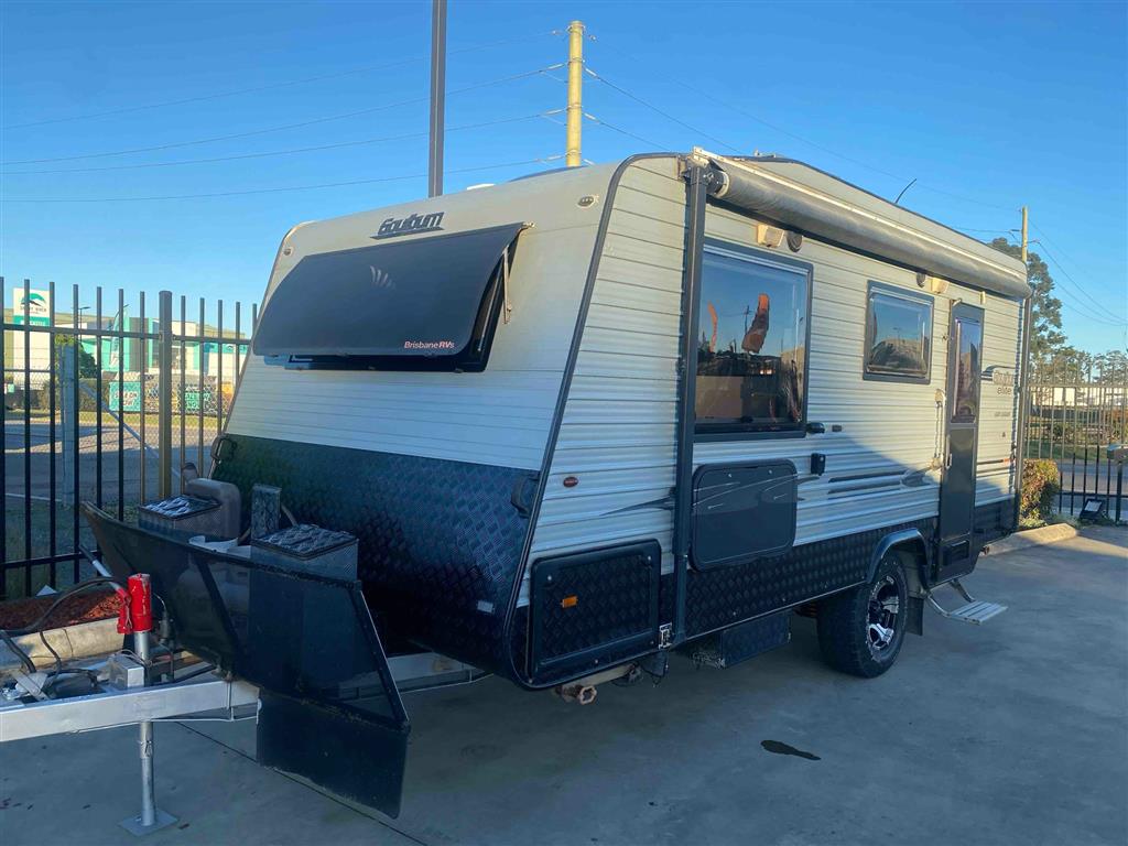 2012 ELITE GOULBURN CARAVAN