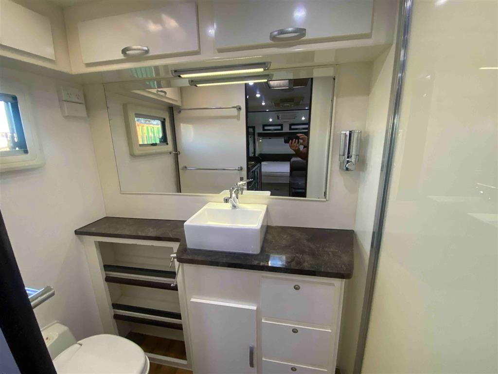 2012 ELITE GOULBURN CARAVAN