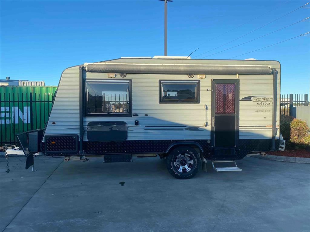 2012 ELITE GOULBURN CARAVAN