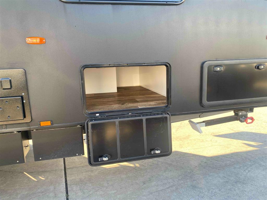 2025 HURRICANE FAMILY TUFF RIDER CARAVAN