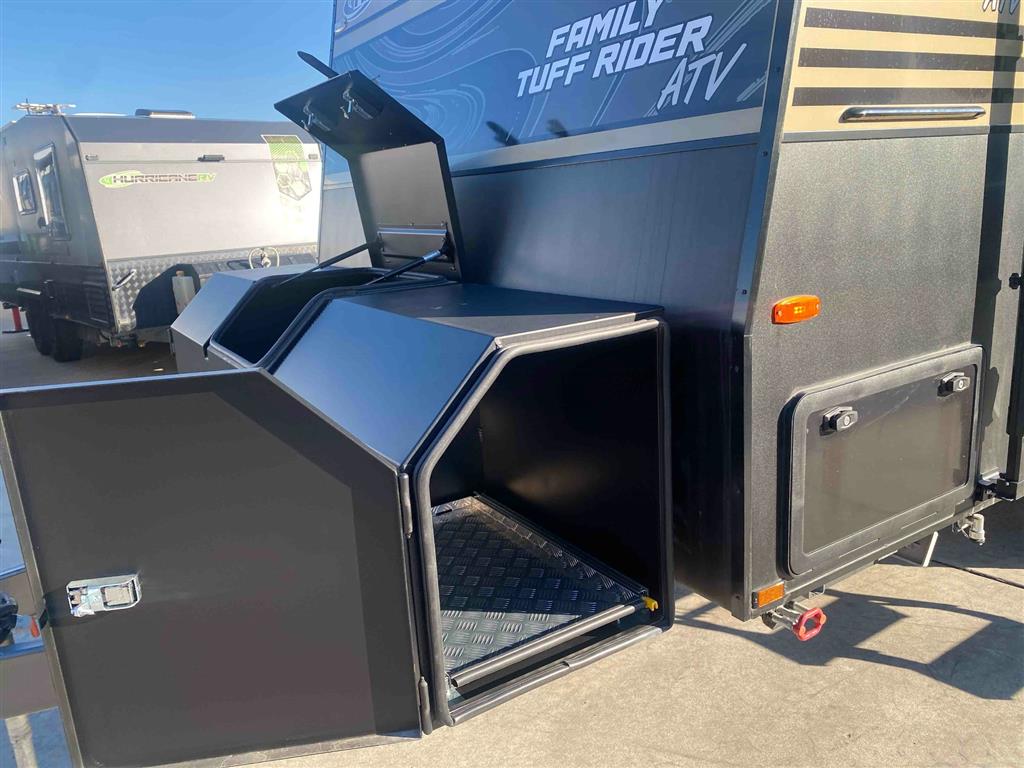 2025 HURRICANE FAMILY TUFF RIDER CARAVAN
