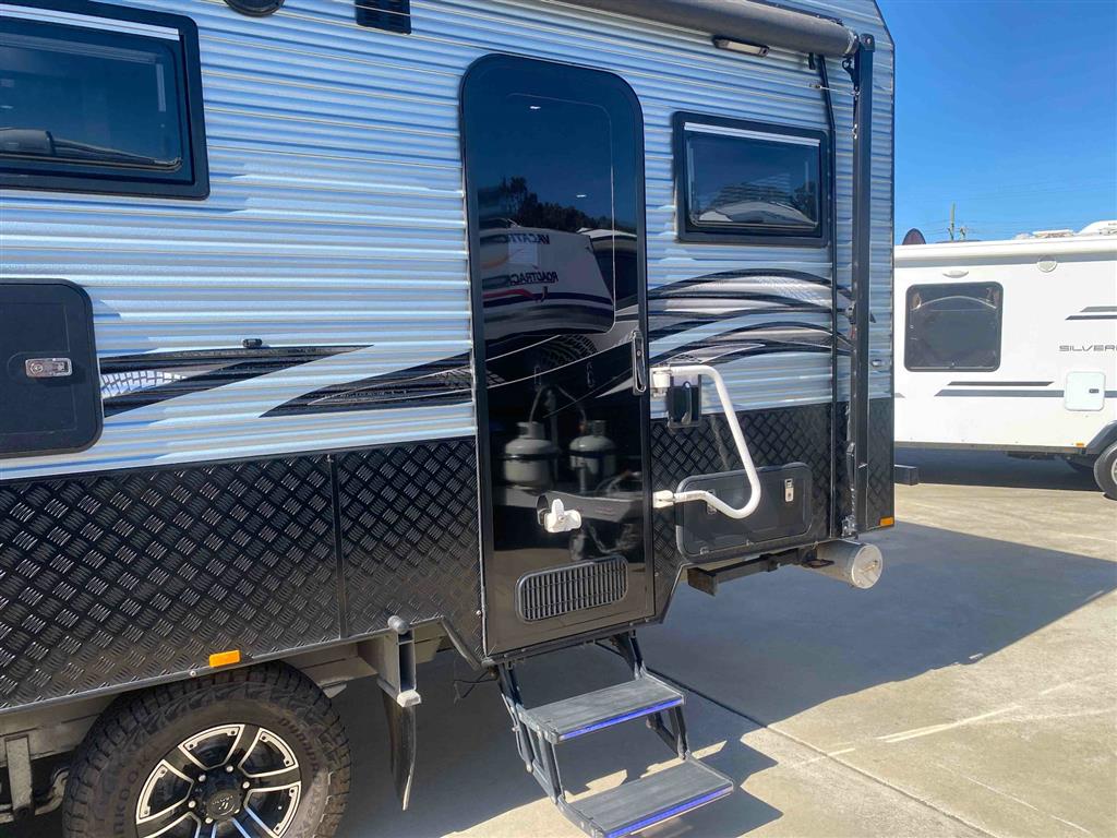 2019 Vacationer Roadtracker Caravan Club Lounge