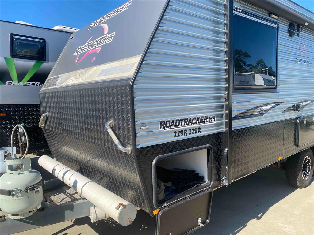 2019 Vacationer Roadtracker Caravan Club Lounge