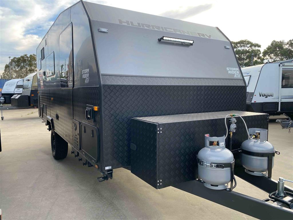 2026 HURRICANE STORM RIDER Caravan