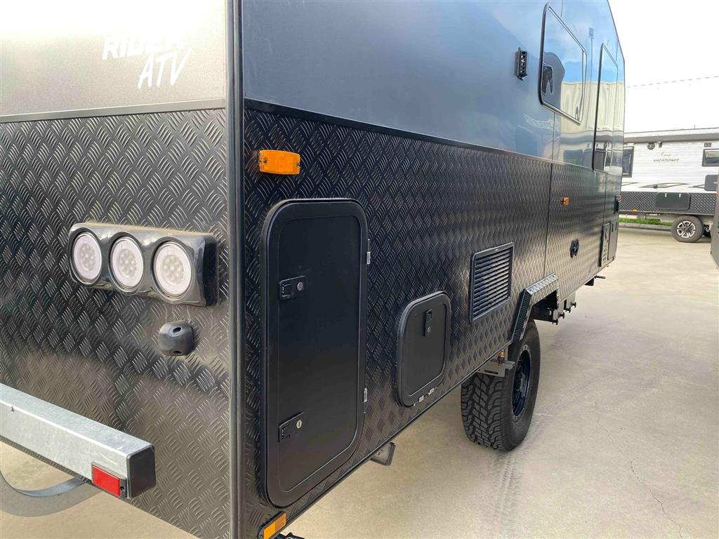 2026 HURRICANE STORM RIDER Caravan