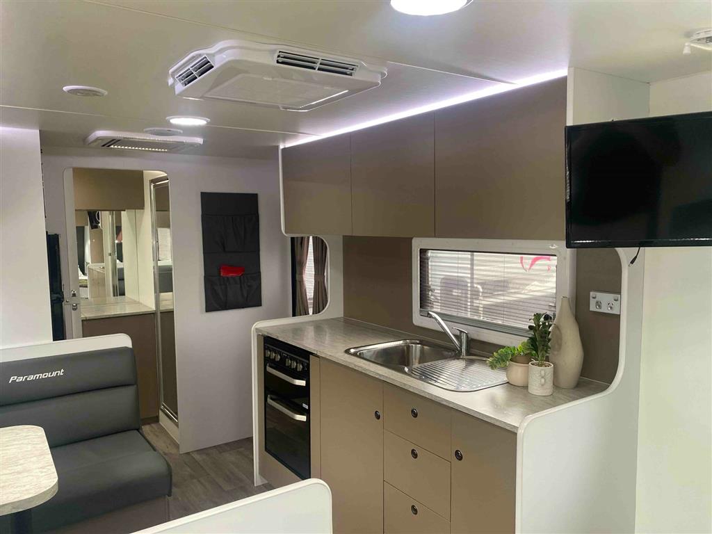 2023 PARAMOUNT ADVENTURER CARAVAN ENSUITE