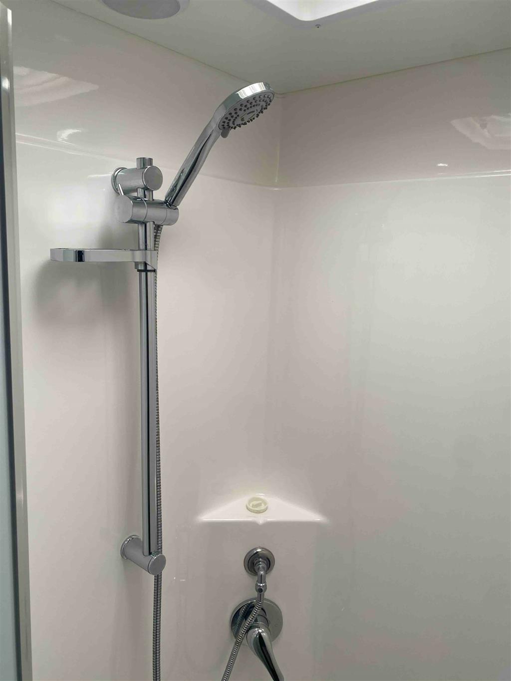 2023 PARAMOUNT ADVENTURER CARAVAN ENSUITE