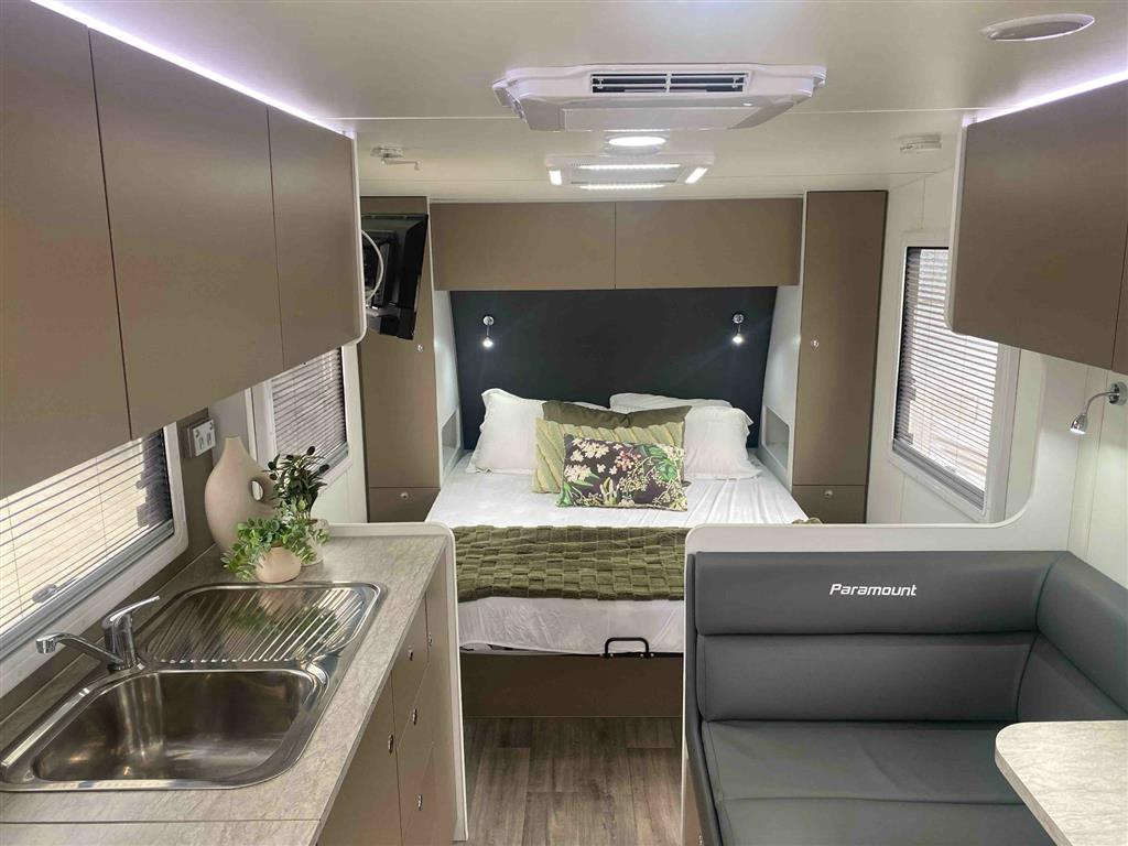 2023 PARAMOUNT ADVENTURER CARAVAN ENSUITE