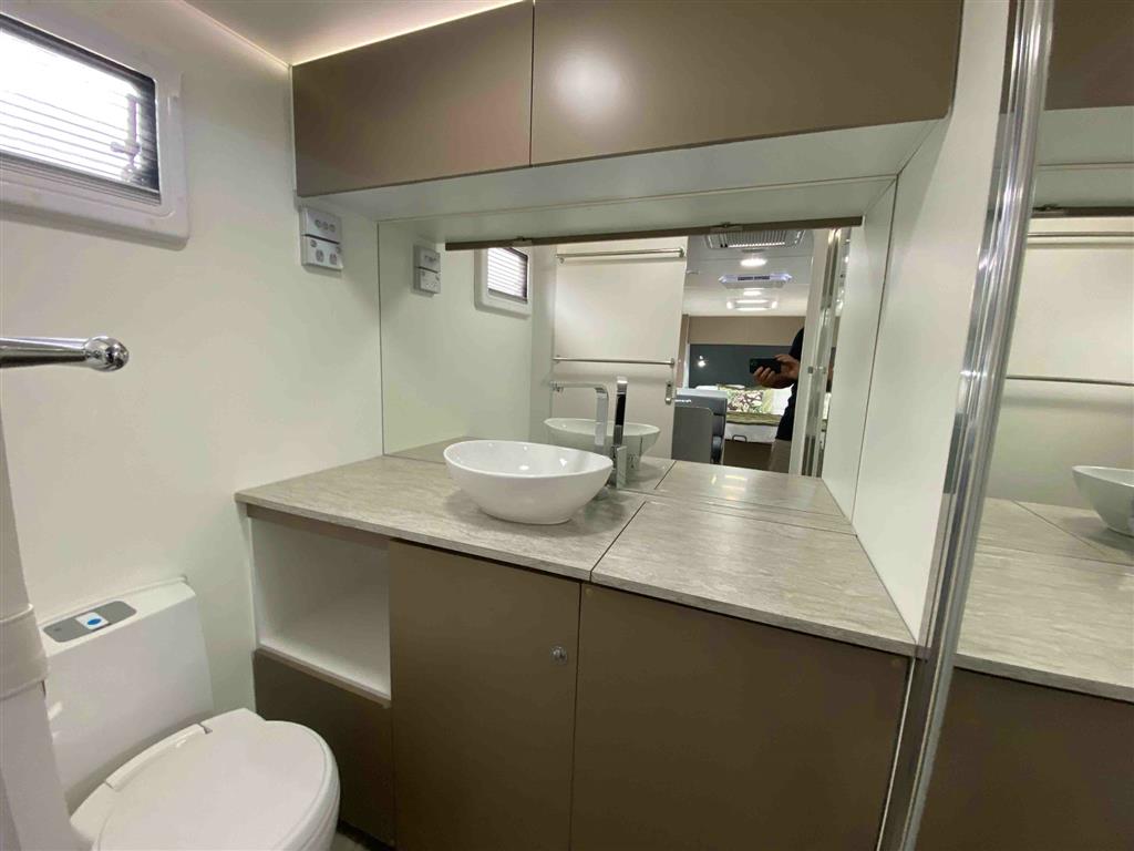 2023 PARAMOUNT ADVENTURER CARAVAN ENSUITE