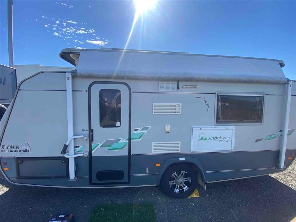 2015 Jurgens Jindabyne Pop top