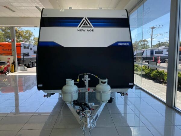  Motorhomes and Camper Trailers