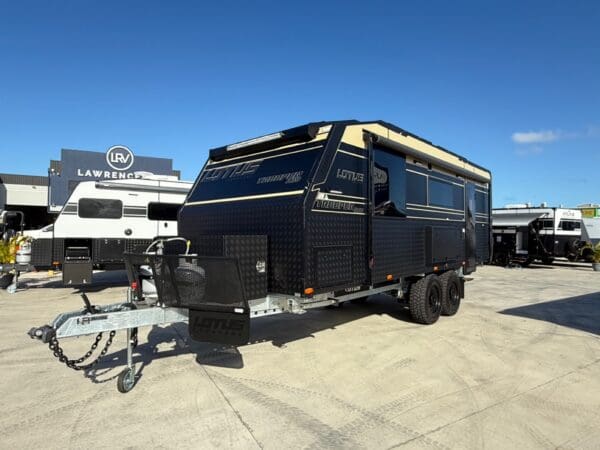 LOTUS CARAVANS TROOPER - Caravans