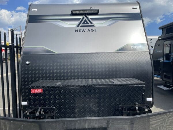  Motorhomes and Camper Trailers
