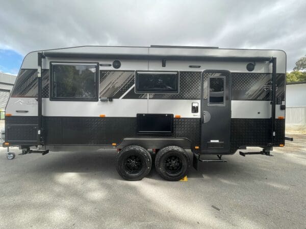  heading off-grid
