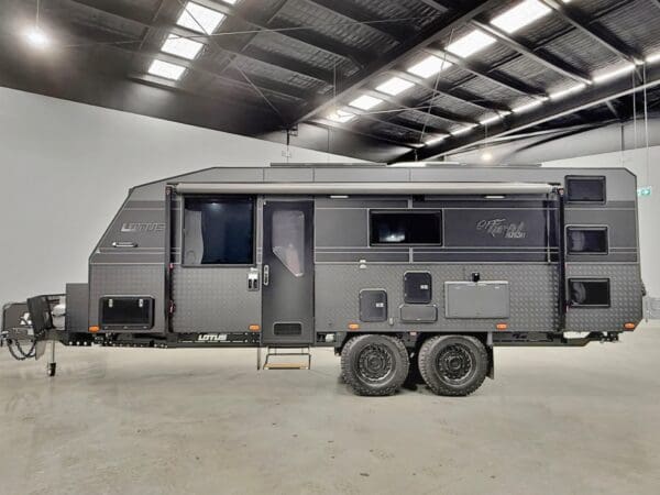 LOTUS CARAVANS OFF GRID - Caravans