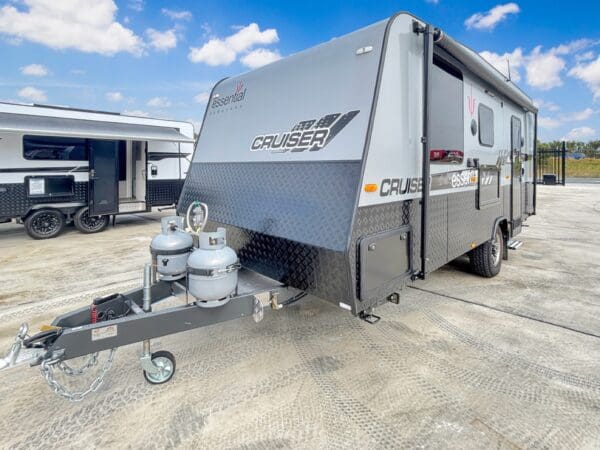 ESSENTIAL CARAVANS EXCEED CRUISER - Caravans